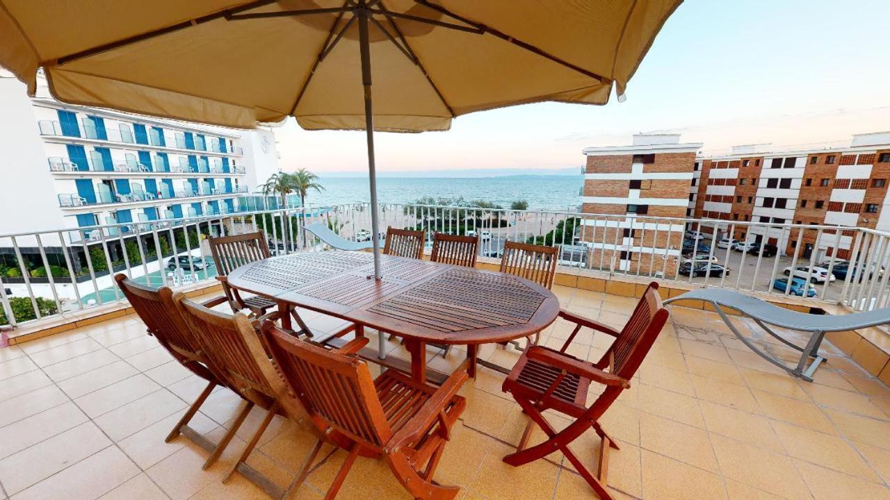 Apartament Atico Con Vista Mar. 50 M De La Playa - Casa Nova 13 Roses Zewnętrze zdjęcie