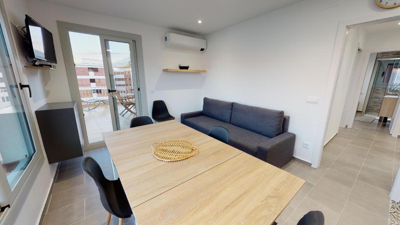 Apartament Atico Con Vista Mar. 50 M De La Playa - Casa Nova 13 Roses Zewnętrze zdjęcie