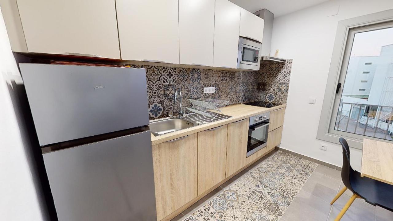 Apartament Atico Con Vista Mar. 50 M De La Playa - Casa Nova 13 Roses Zewnętrze zdjęcie